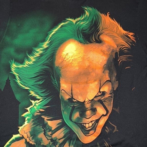 Spirit Halloween IT Black Shirts With Clown Graphic Bundle Size Medium & Large - Picture 3 of 10